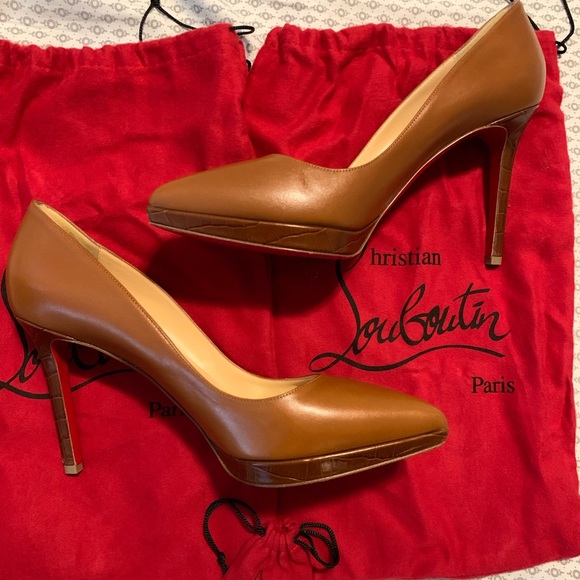 Christian Louboutin (Red Bottoms) size 40. Nude - Picture 4 of 7
